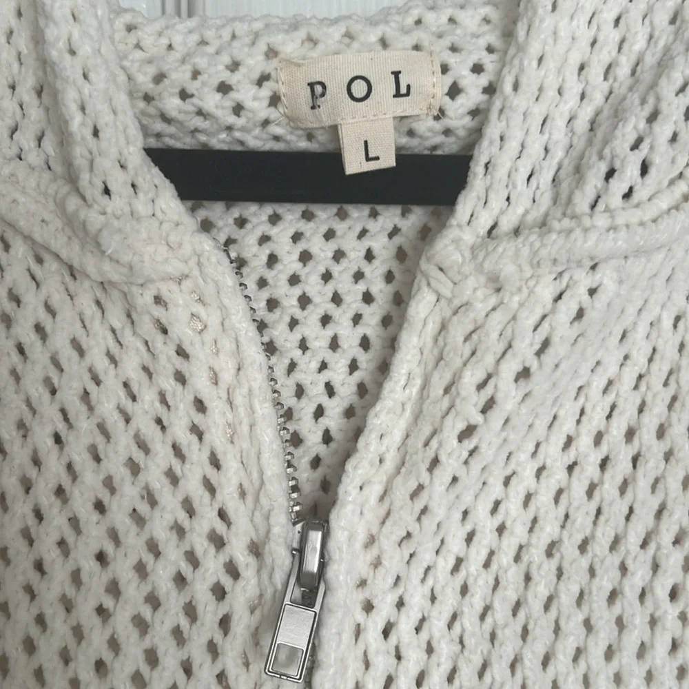 NWOT knitted sweater - Picture 2 of 4